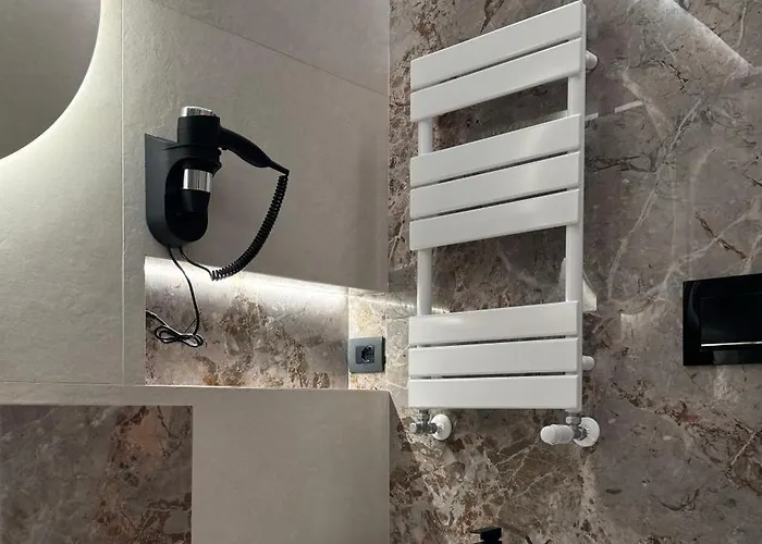 Luxury 56 4* רומא